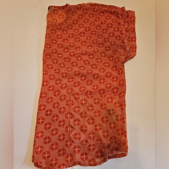 Forever 21 Size Medium Orange & white sheer Blouse Geometric design summer top - Picture 9 of 13